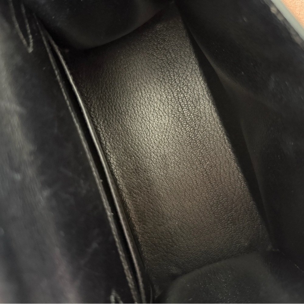 HERMÈS Black Vintage Mini Kelly Box Calfskin GHW - Picture 4 of 15